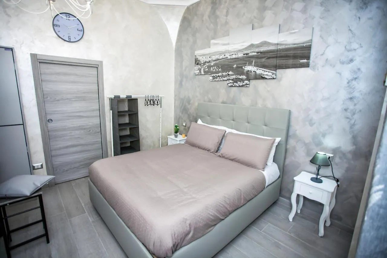 La Casetta Di Lulu Naples Apartment