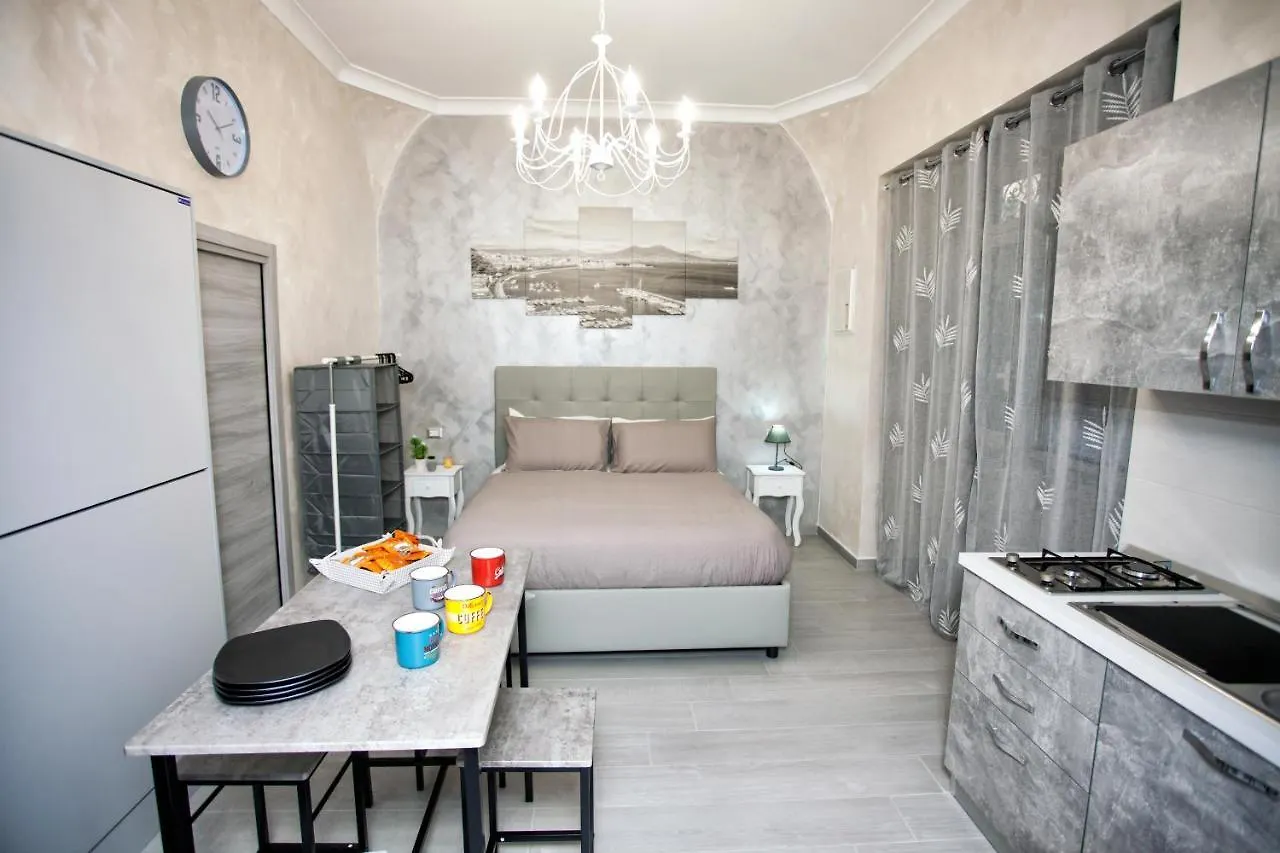 Apartment La Casetta Di Lulu Naples Italy